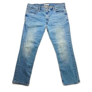 Levi Signature Slim Denim Jeans/ Pants. 40x30. Light Wash Blue. 5 Pocket........